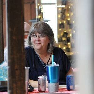 Meet your Posher, Carol